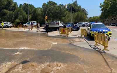 El carrer Adriana durant la fuita dimecres passat | Arxiu